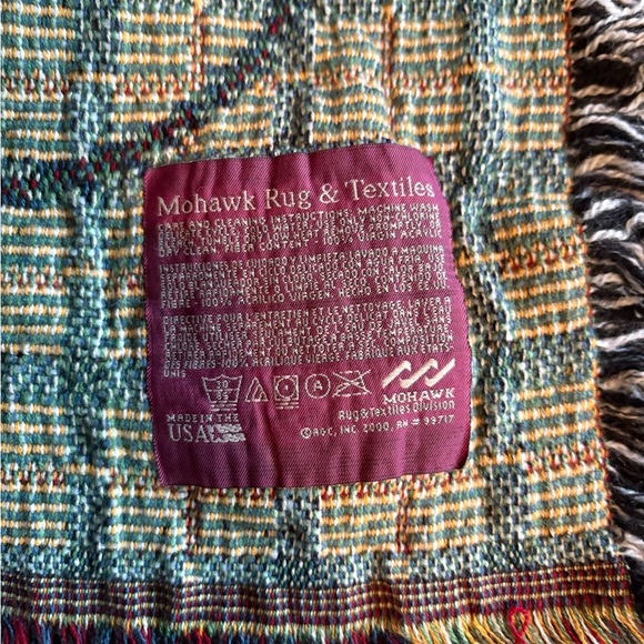 Vintage Rustic Red and Cream Sleigh Ride Blanket - Picture 5 of 9